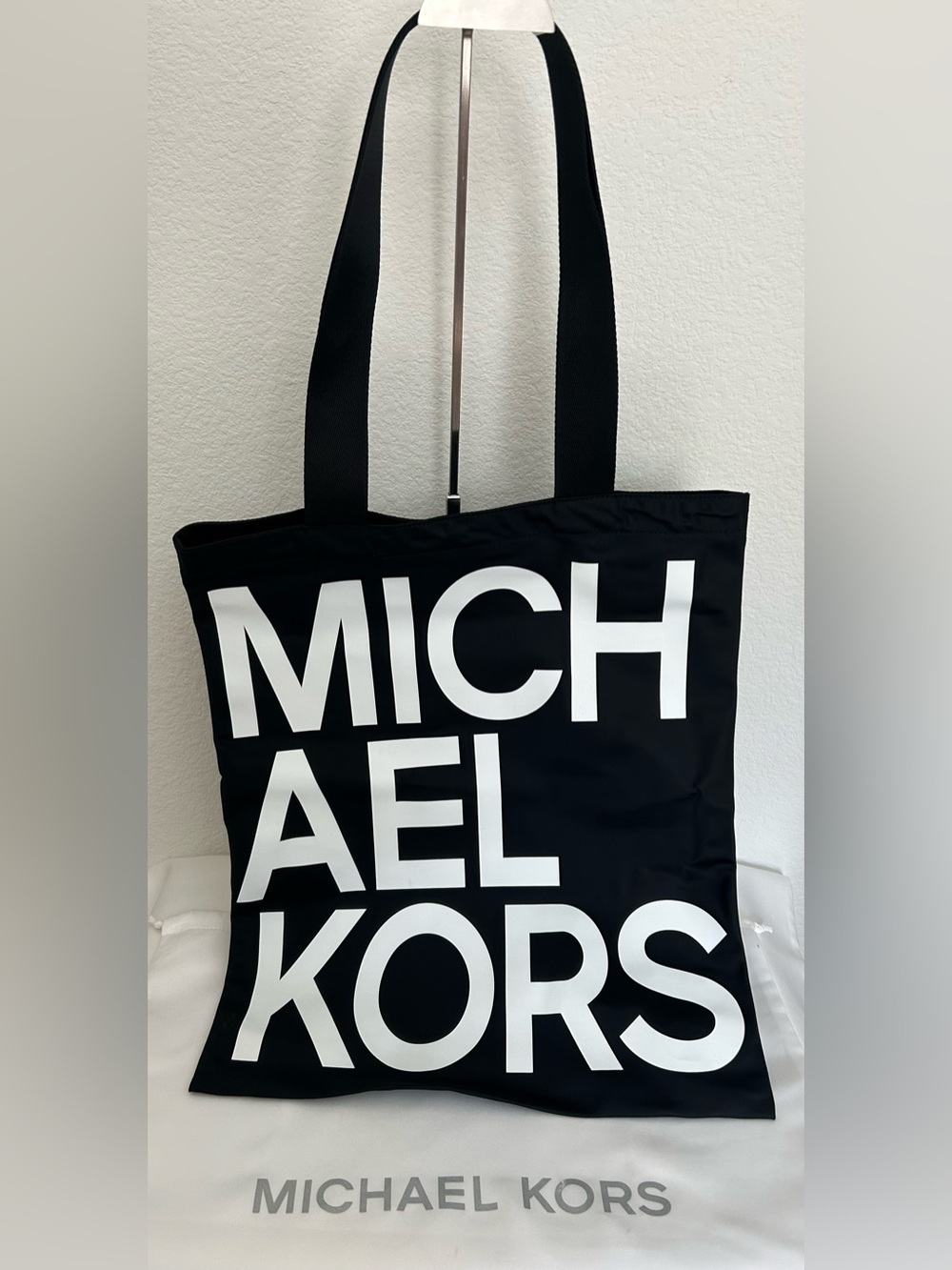 🖤Michael Kors🤍Black & White Logo Nylon Tote